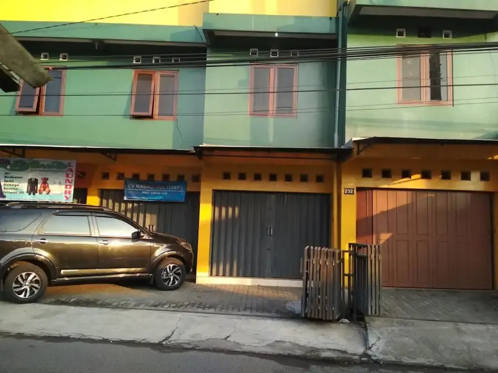 Halona Guest House