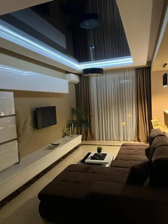 Sas 1 Luxury Apartments