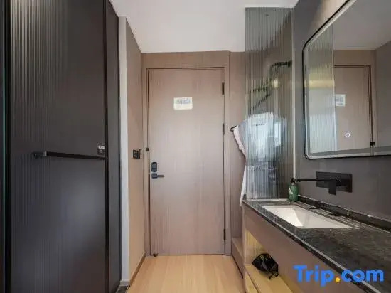 Yaman International Hotel (Yiwu Inter national Home City Store)