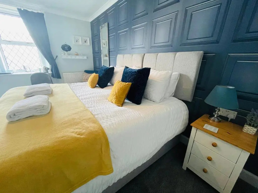 Whinburn Guest House