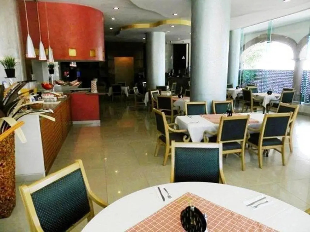 Hotel San Francisco Irapuato Business Class