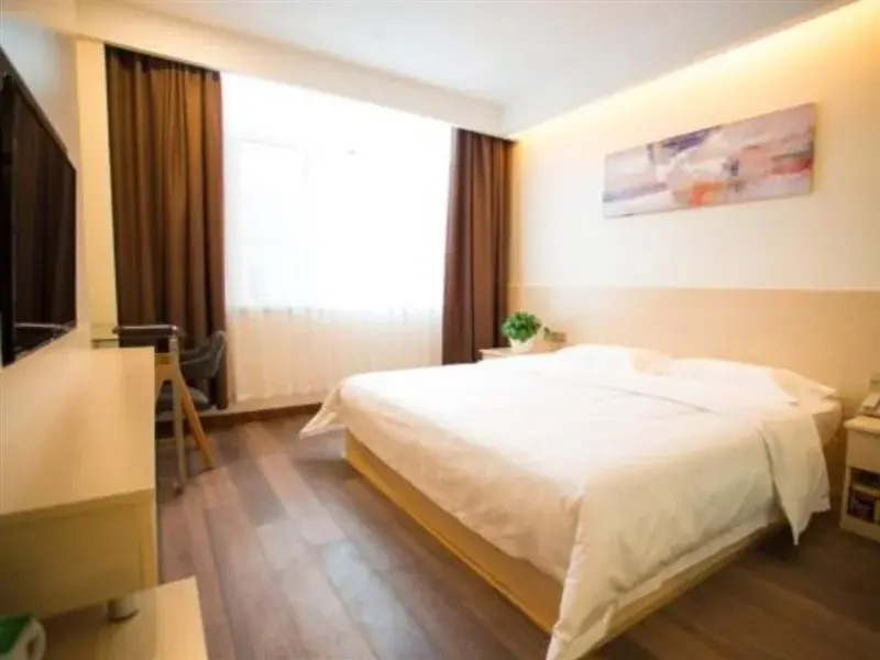 GreenTree Alliance Qingdao Chengyang District East Jinhong Road Motor Car Town Hotel