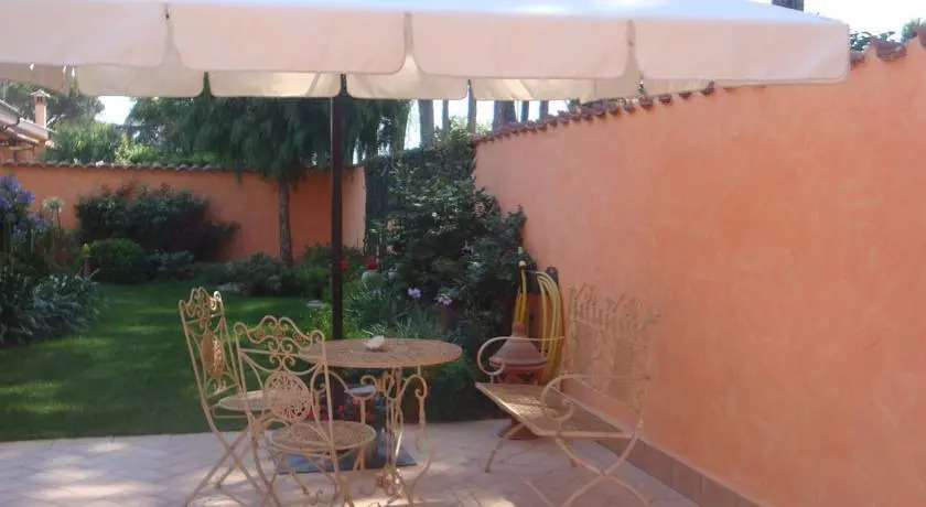 Bed&Breakfast-Roma-Oltre Il Giardino