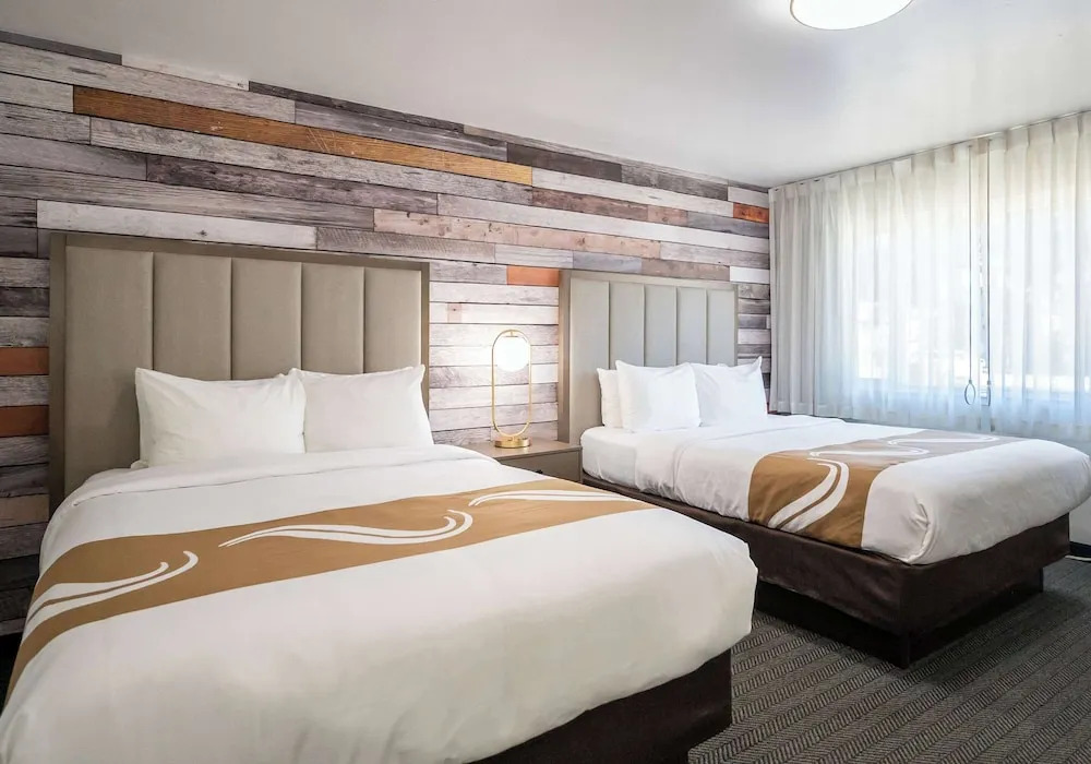 Rodeway Inn Casino Center