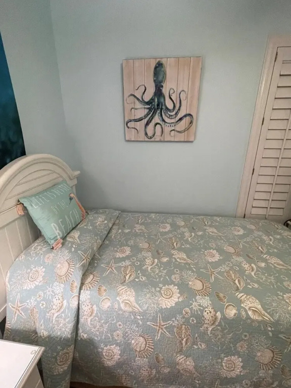 Pelican Beach 0615 2 Bedroom Condo by Pelican Beach Management