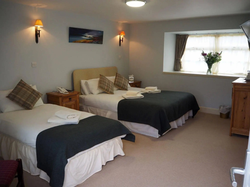 Loch Ness Inn