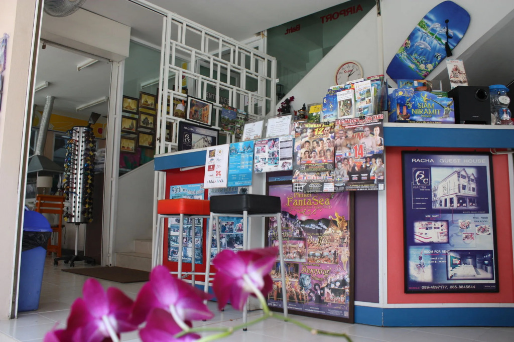 Phuket Racha Kata Homestay