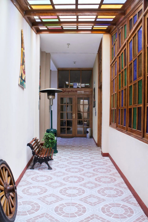 Qelqatani Hotel