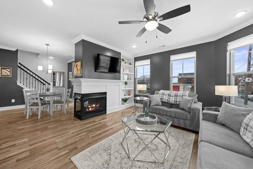 Brand New Lux 18 Beds w 2 Hot Tubs - Short North