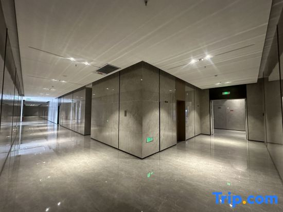 Huazhiju Smart Hotel (Zhengzhou Huiji Wanda Plaza)