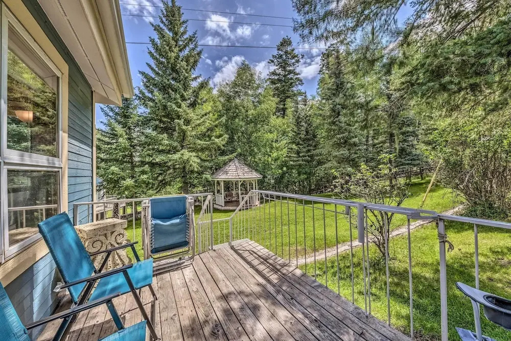 Cozy Cloudcroft Townhome ~ 1 Mi to Burro Ave!