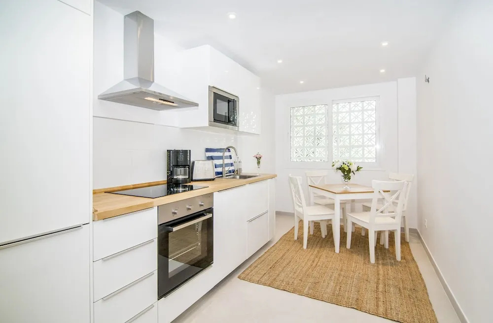 ELD1 Stunning 2 bedroom penthouse Roomservice