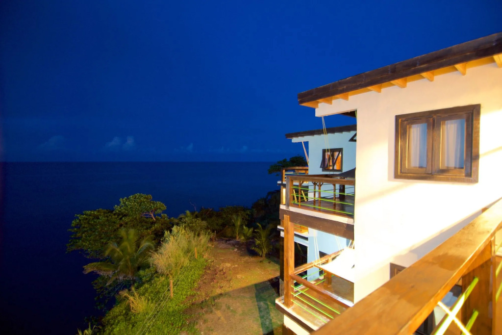Sea Cliff Resort