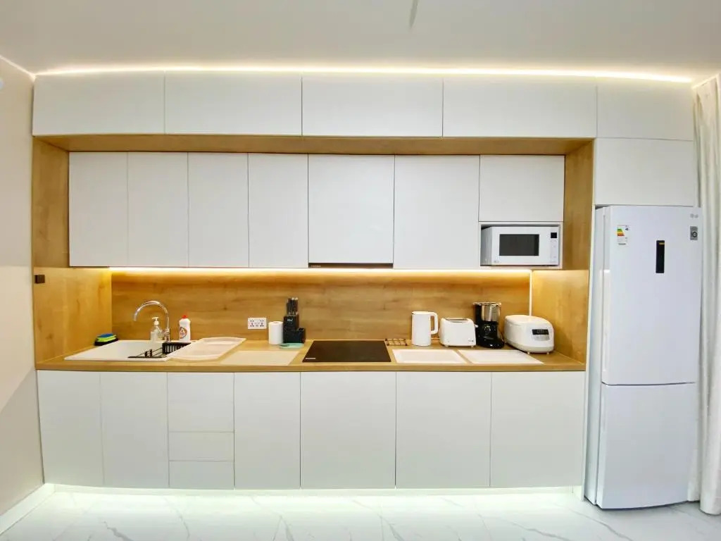 105m2 Central 3 BR new apartment w airport pickup