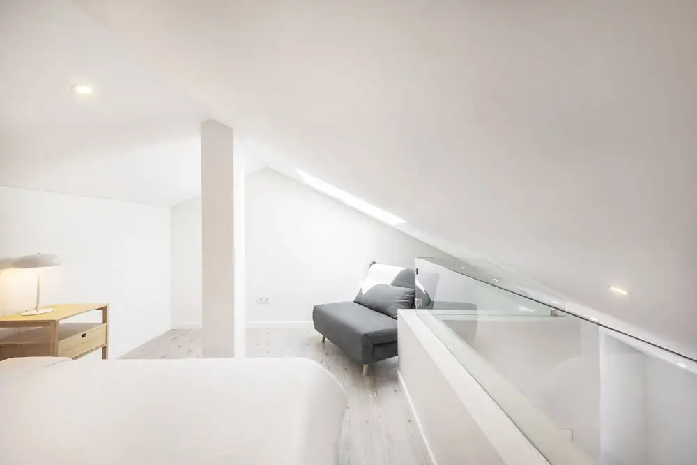 Lisbon Oriente Suites by Olala Homes