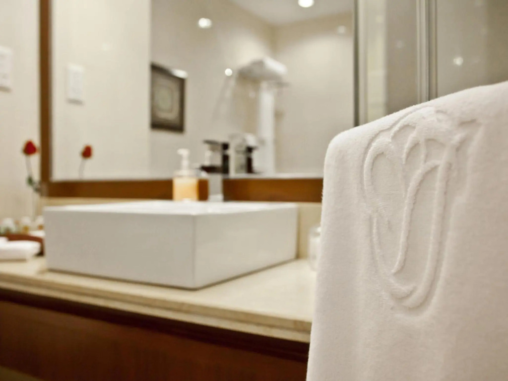 Rosedale Hotel & Suites Guangzhou