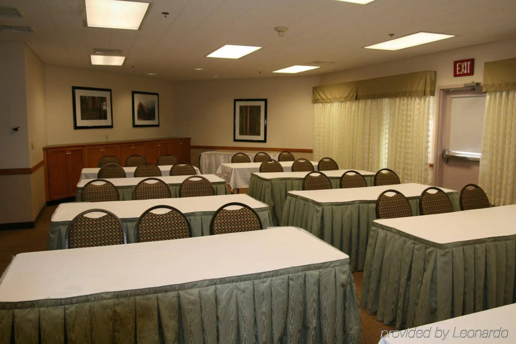 Holiday Inn Express Hotel & Suites Arcata/Eureka-Airport Area by IHG