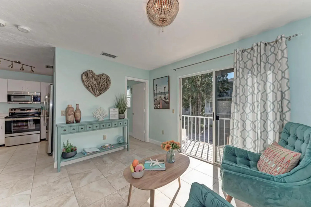 Island Serenity - 6250 Holmes #54