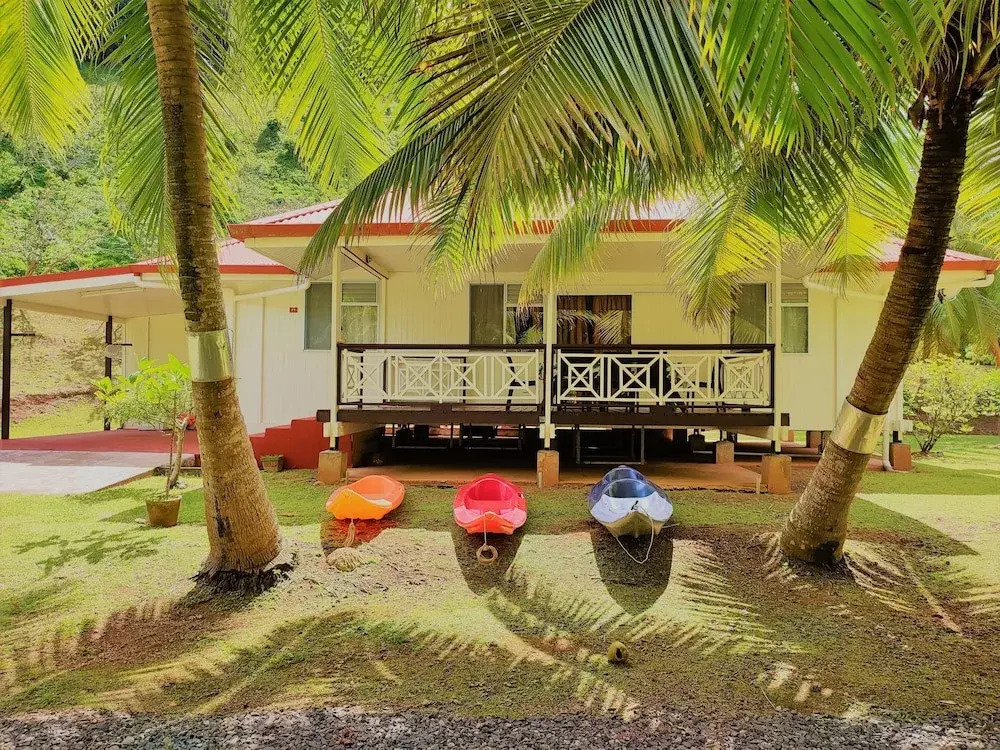 Huahine - Hibiscus House
