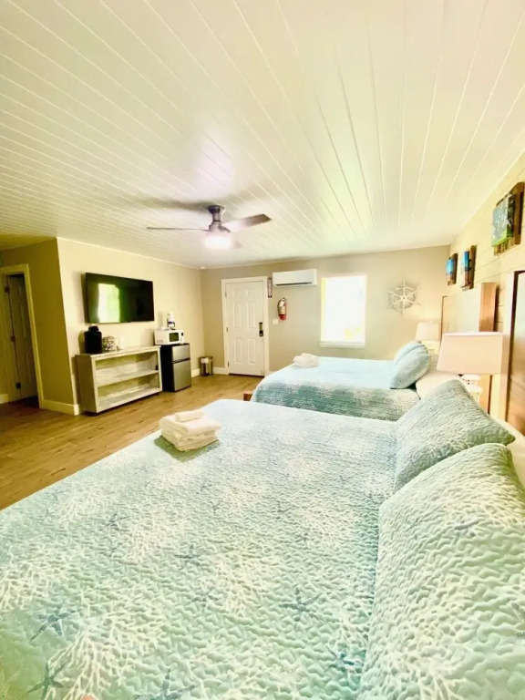 Coast Oaks Cottage 4 1 Bedroom Cottage by RedAwning
