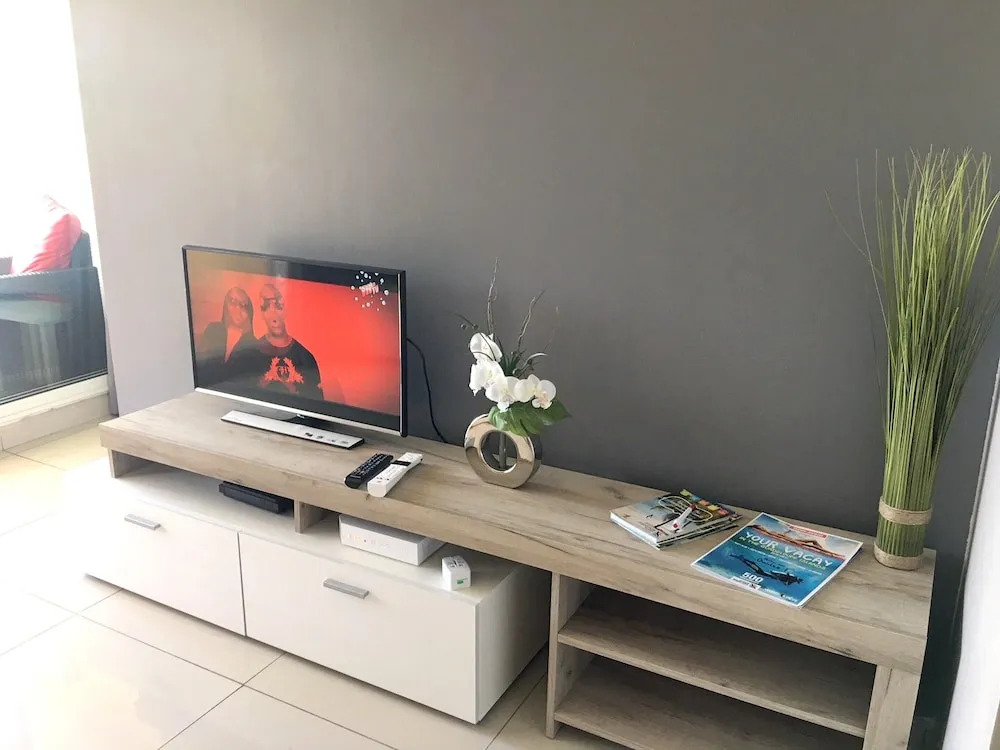 Apartment With one Bedroom in Le Gosier, With Wonderful sea View, Furn