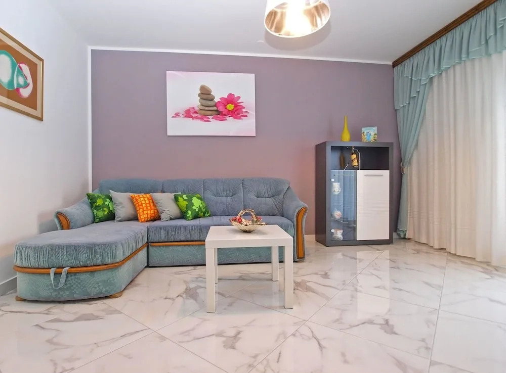 Apartment 1431