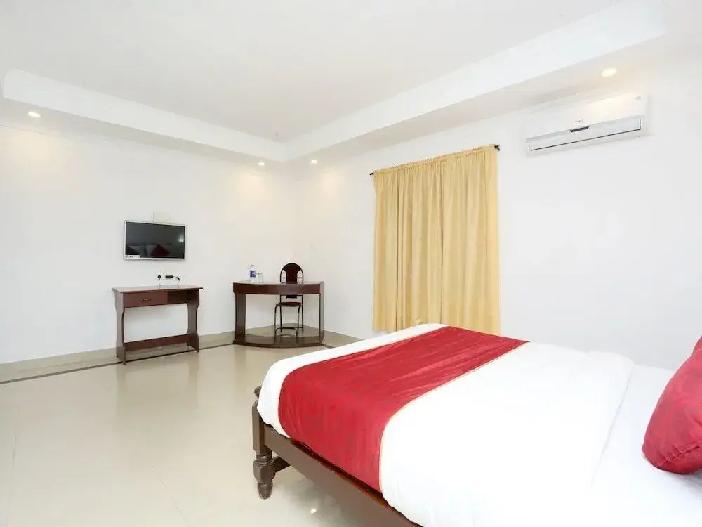 Hotel Al Saj by OYO Rooms