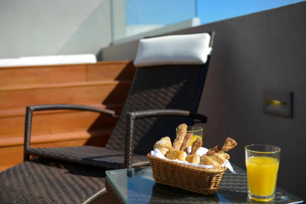 Mérit Montevideo Apart & Suites