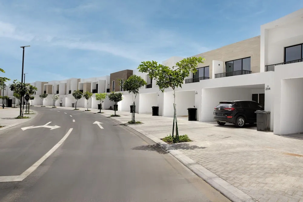 Olala Oasis Homes