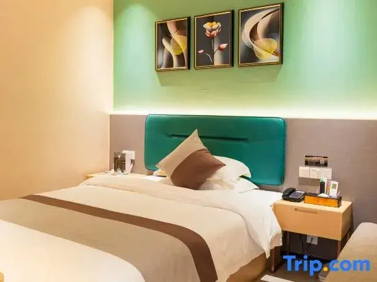 Wanyang Light Luxury Apartment (Bus Station)