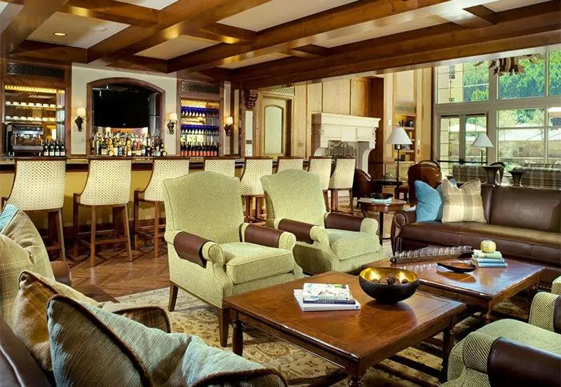 Vail Ritz Carlton 3Bed MtnView