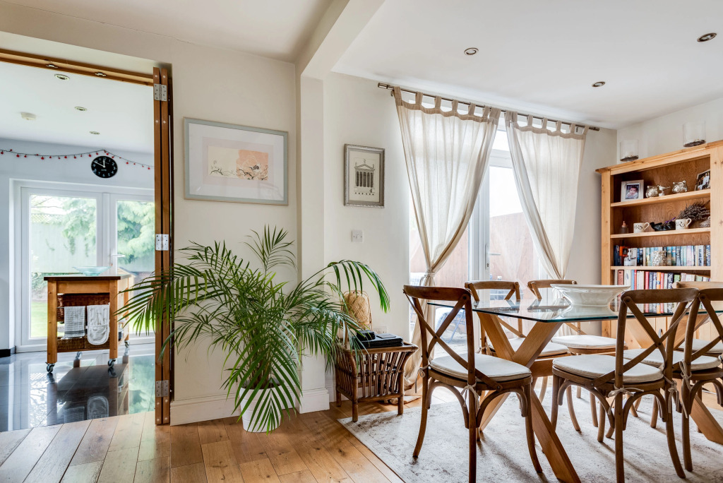 Orchard - 3 Bedroom House Headington & parking & garden
