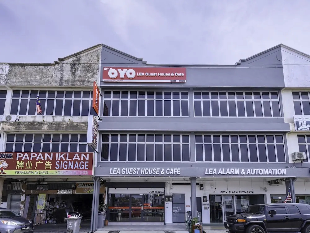 OYO 1145 Lea Guest House & Cafe