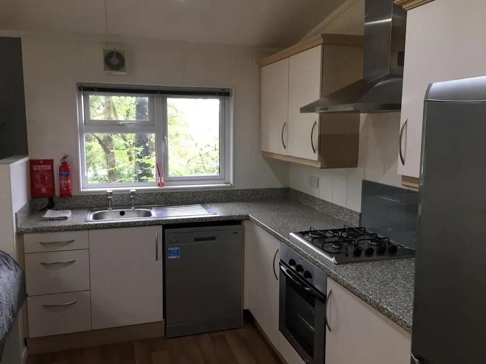Woodland View -Hot Tub-Tenby-Carmarthen-St Clears