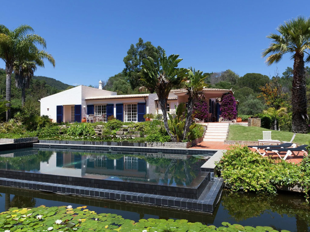 Villa With Garden Oasis in Monchique