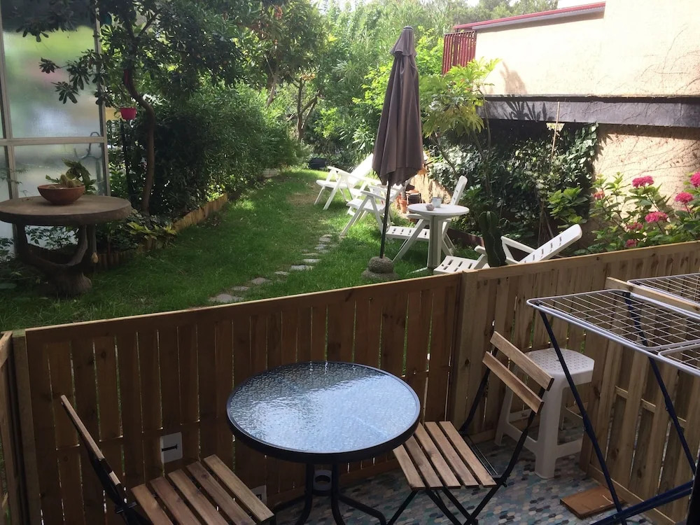 GUEST HOUSE BERZEFI