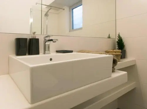 Homz Studios Faliro