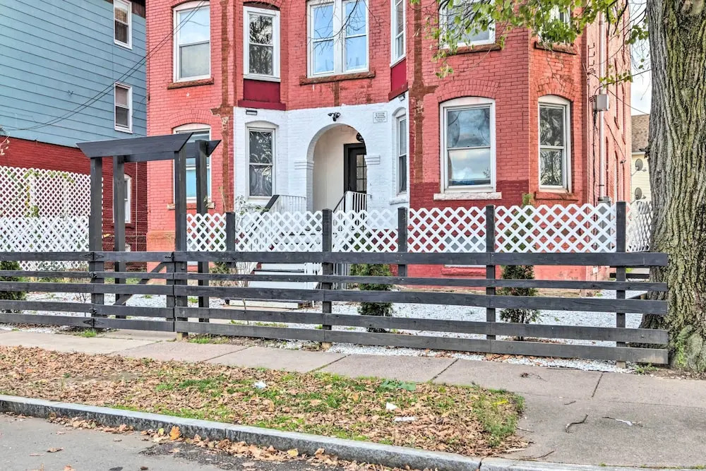 Hartford Vacation Rental - Close to Downtown!