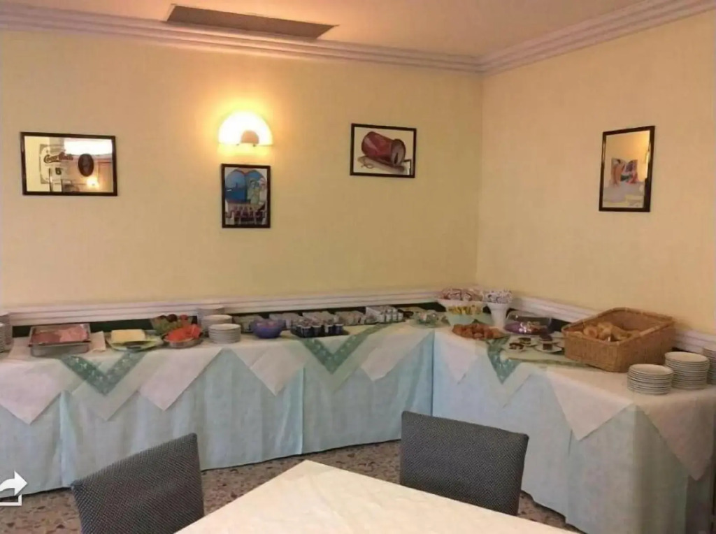 Hotel Apollo