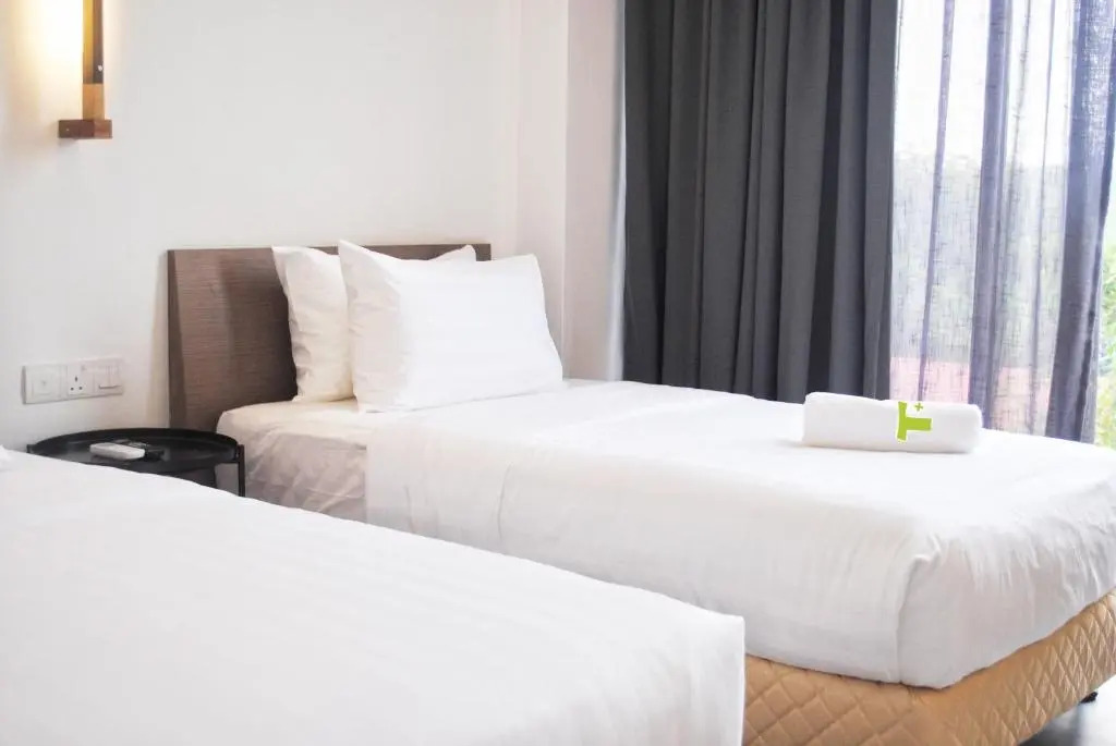 T+ Premium Hotel