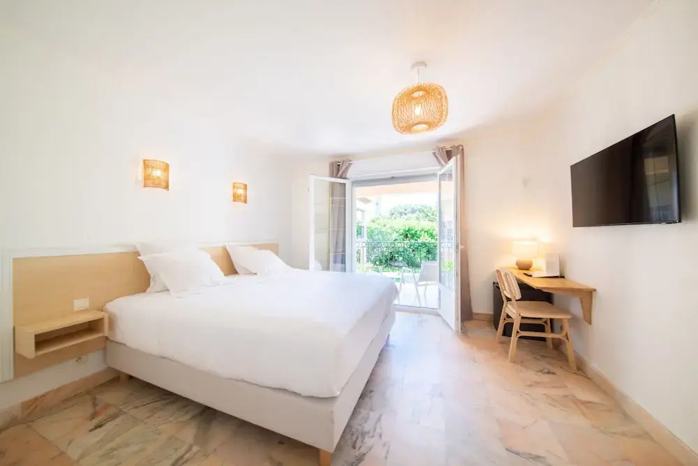 Hotel Brin dAzur - Saint Tropez