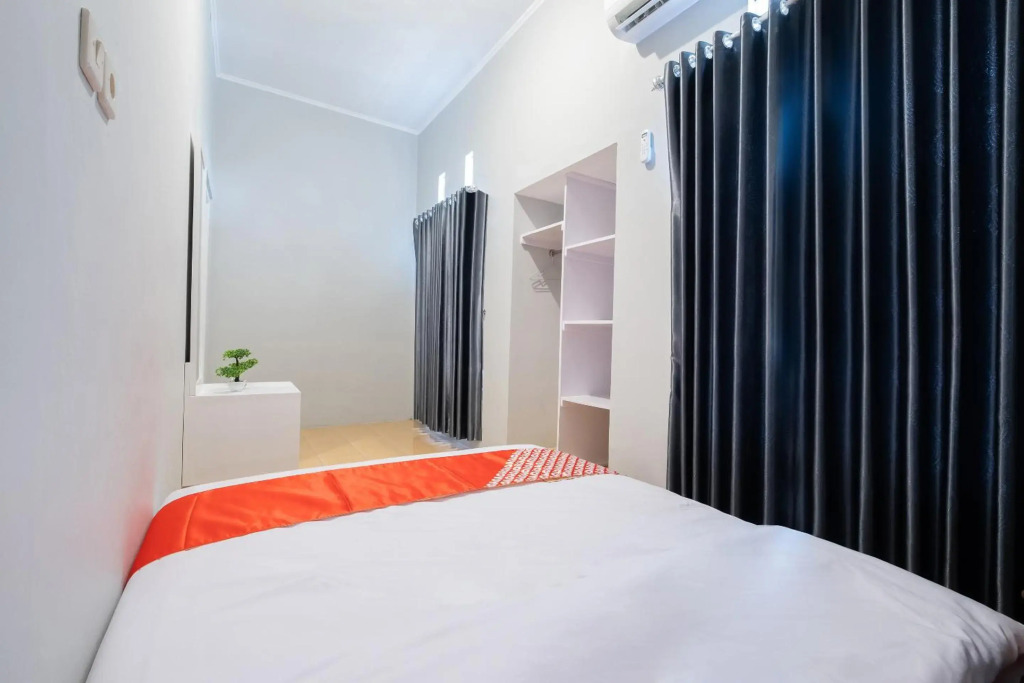 OYO 2727 Nareswari Guest House