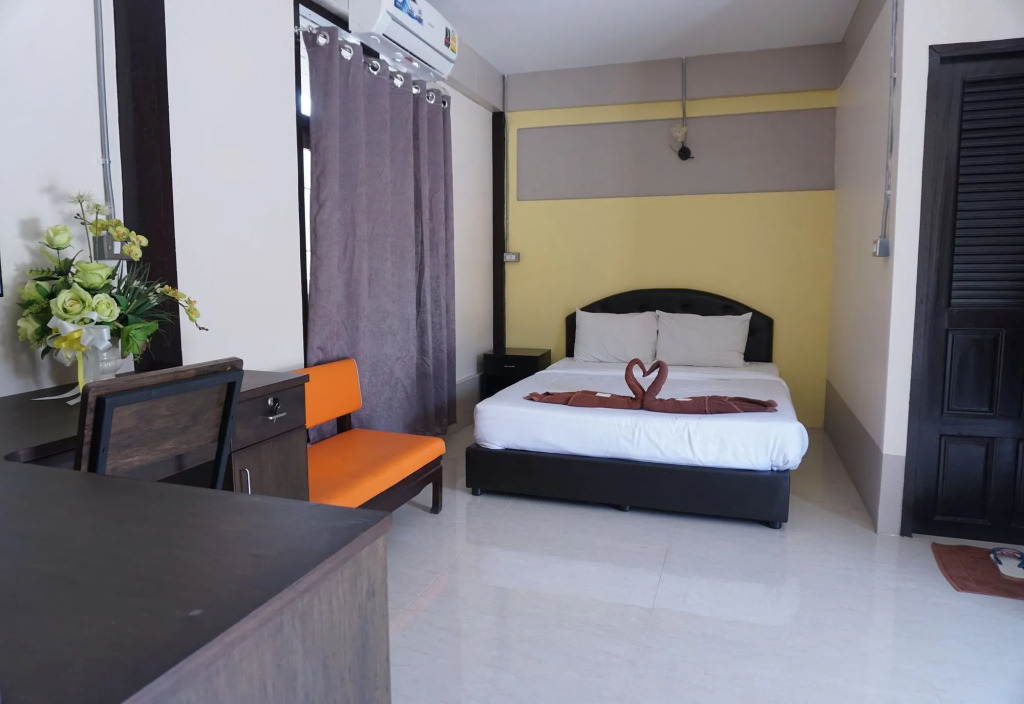 Puangpech Hotel Lampang