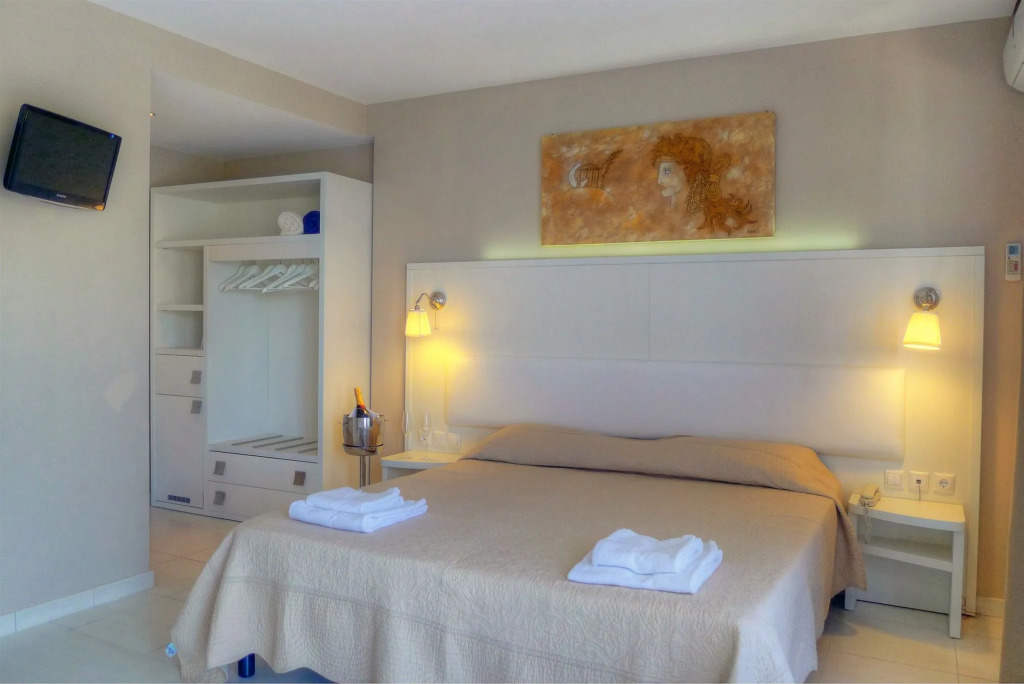 Sidari Beach Hotel