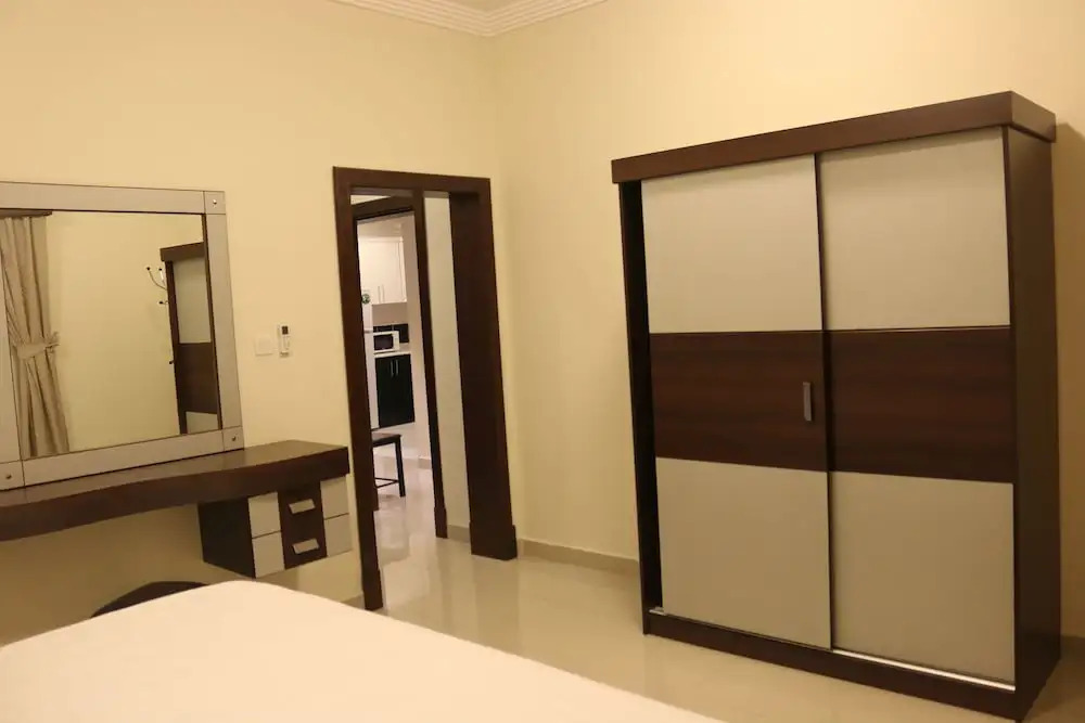 Al-Fakhamah Hotel Apartments - Families Only