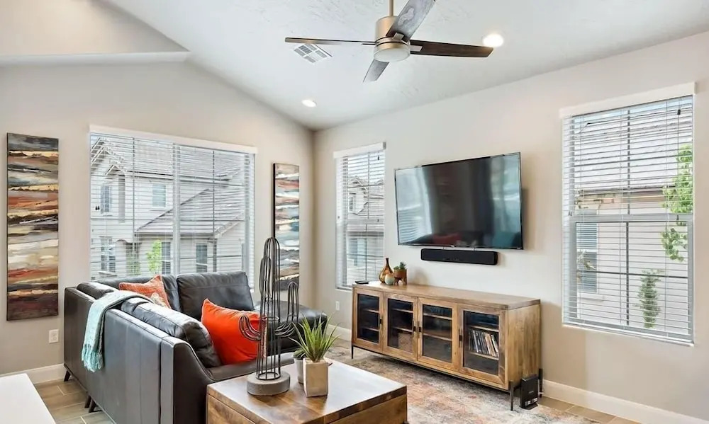 Spacious Villa Just Minutes from Downtown St. George by Redawning