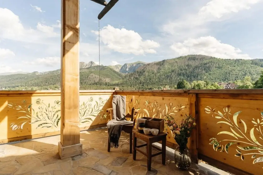 A Climatic and Spacious Apartment With a Garden and an Amazing View