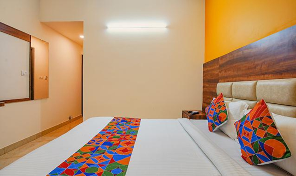 FabHotel Greenwood Xpress Inn - Nr Manipal Hospital