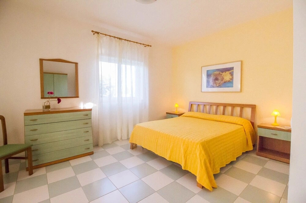 2 Bedroom Marittima villa - Sleeps 6 - RNU 82439