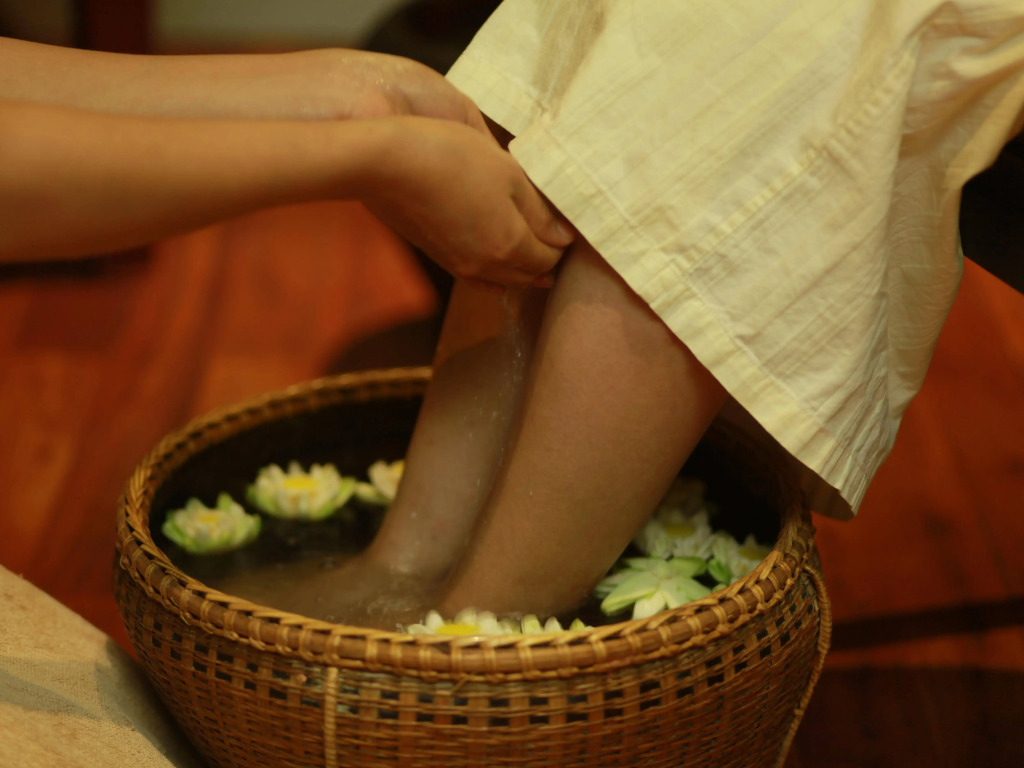 SAKABAN Suite